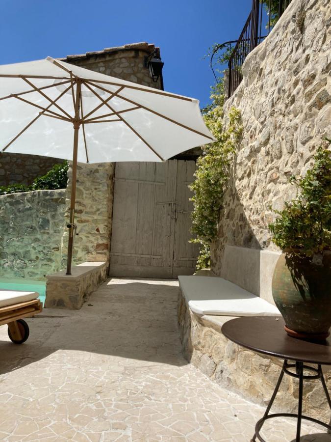 Les Vieux Murs Montfort  Exterior foto